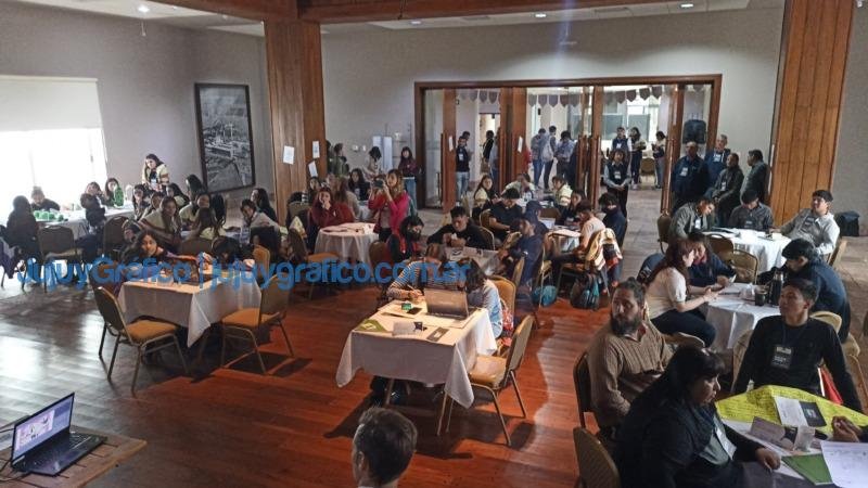 Ledesma realizó el primer hackathon emprendedor para jóvenes 5 Ledesma realizo el primer hackathon emprendedor para jovenes 4